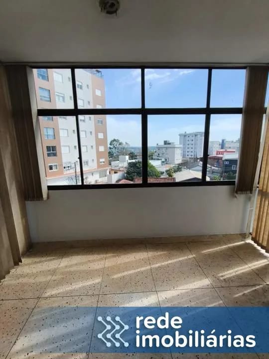Amplo apartamento no centro