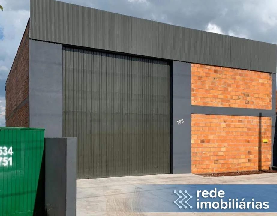 Pavilhão comercial no Bairro Cruzeiro