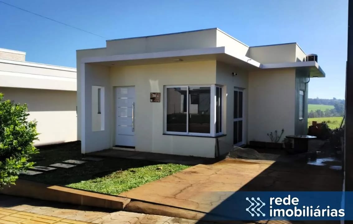 Casa com 01 dormitório