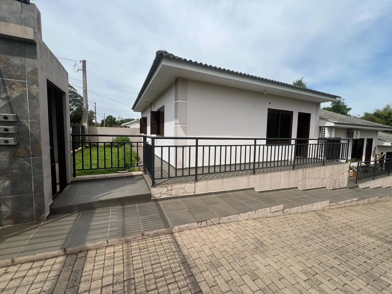 CASA GEMINADA - próx. ao Posto Marchezan