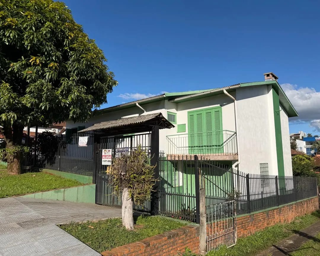 Casa à venda - Centro