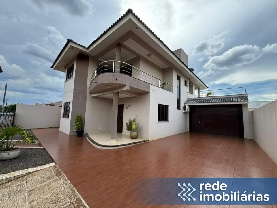 Casa de alto padrão