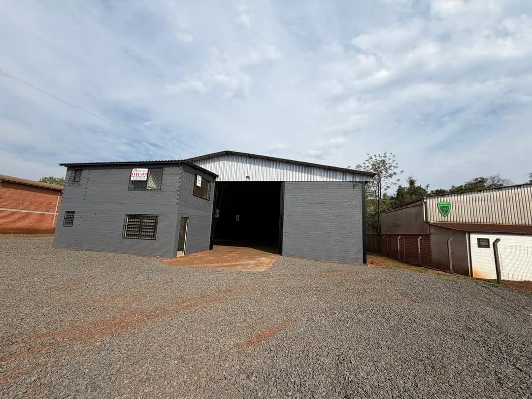 PAVILÃO COMERCIAL NA BR 472