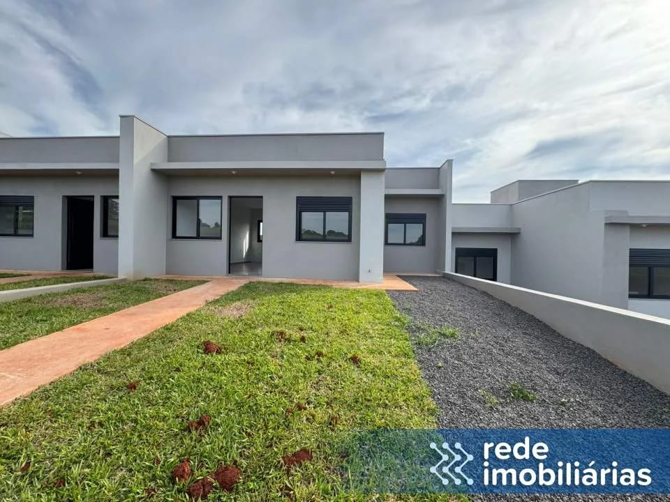 Casa com 02 dormitórios a venda - GUIA LOPES