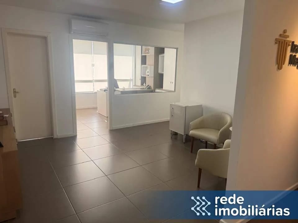 Sala Comercial, no 2º andar, em cima da Loja Passarella no Centro