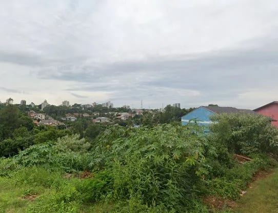 Amplo terreno - Bairro Glória