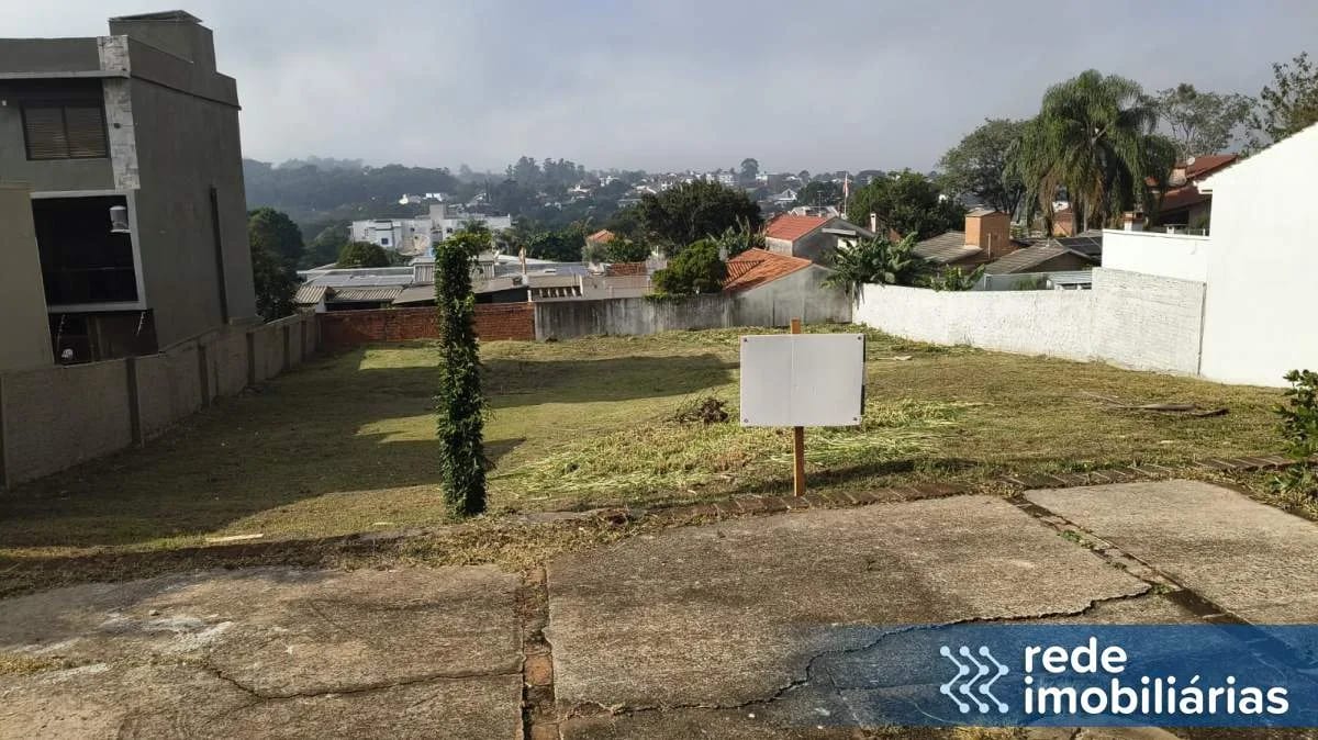AMPLO TERRENO CENTRO