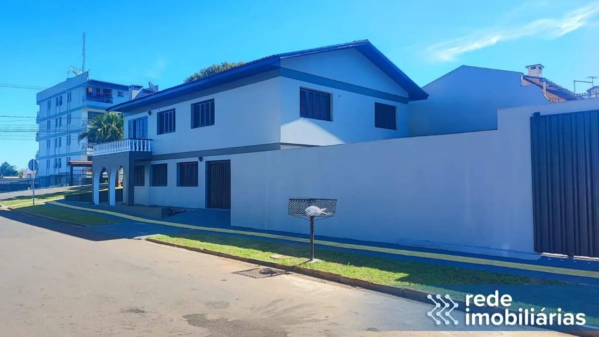 CASA PARA VENDA NO CENTRO