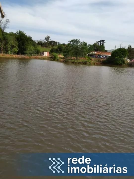 Chácara em Candeia Baixa