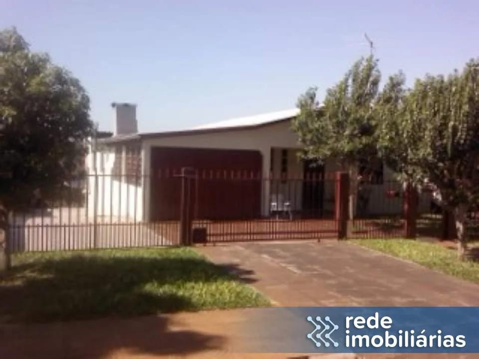 CASA NO BAIRRO CRUZEIRO