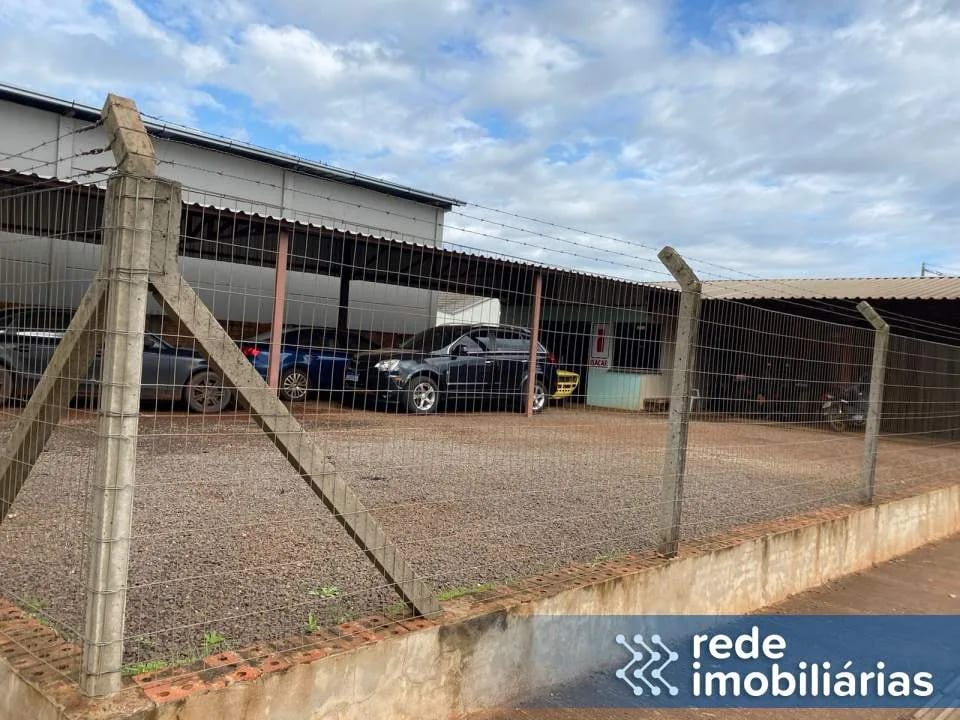 PAVILHÃO PARA VENDA EM CRUZEIRO