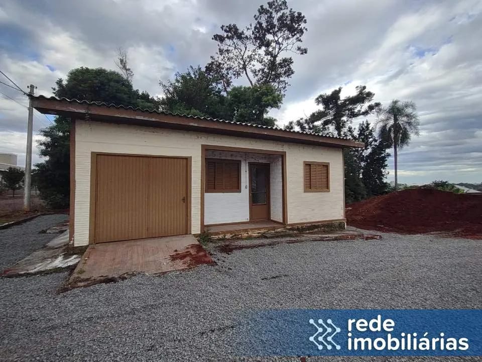 TERRENO GRANDE COM DUAS CASAS - NOVO HORIZONTE