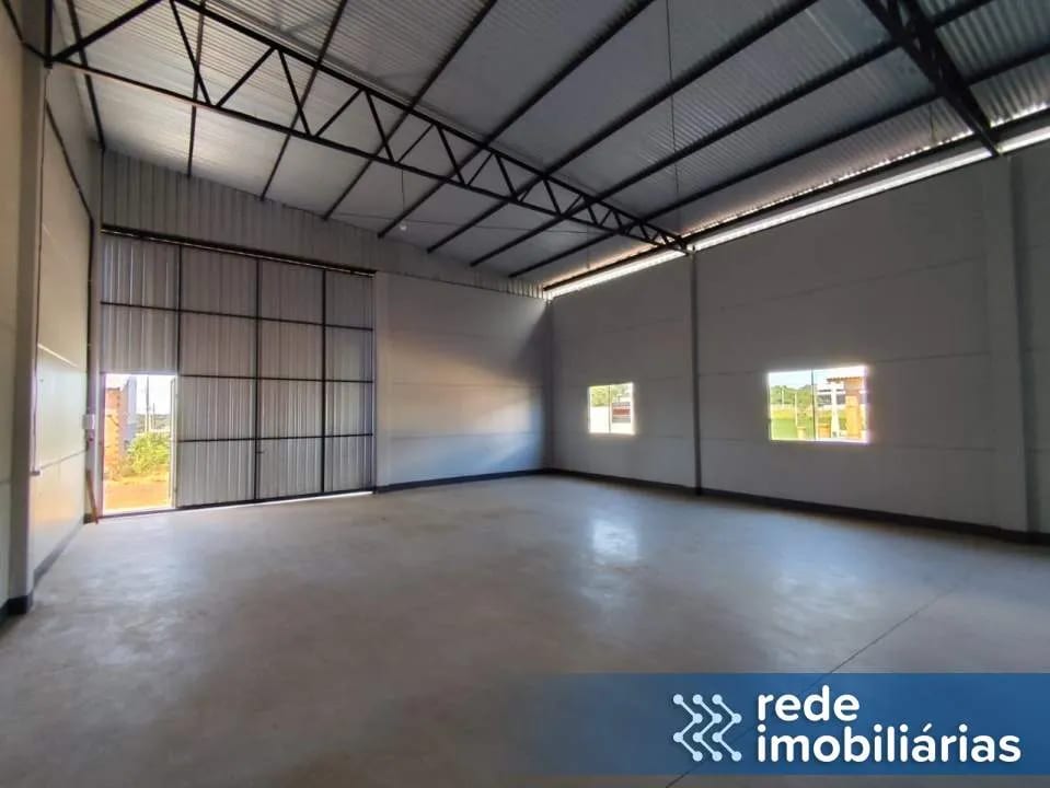 PAVILHÃO - SAÍDA P/ TRÊS DE MAIO